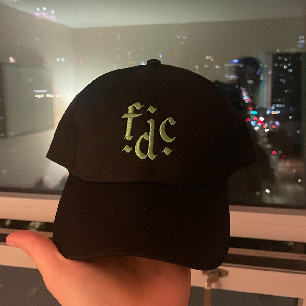 Fontaines D.C. romance tour hat